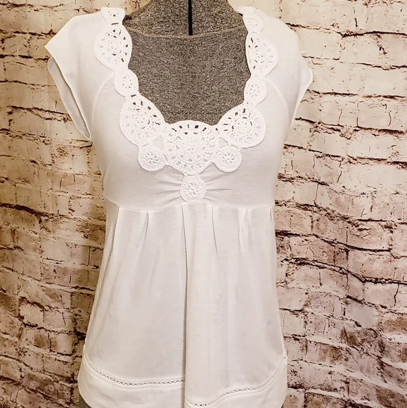 DKNY Jeans White Top Crochet Detail Back Tie - Picture 1 of 5